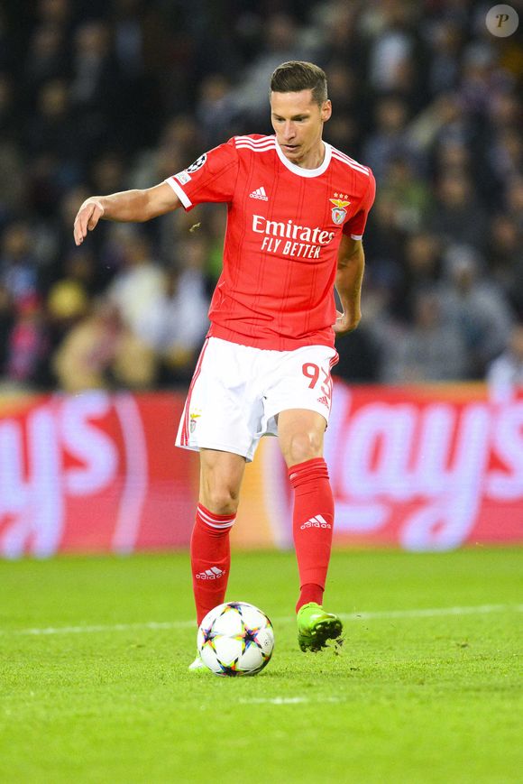 Julian Draxler (Benfica) - Match retour de Ligue Des Champions 2022 (LDC) entre le PSG et Benfica (1-1) au Parc des Princes à Paris le 11 octobre 2022.