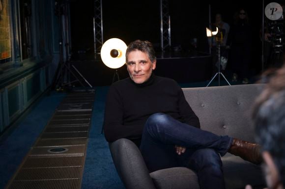 c'est Pascal Elbé qui sera l'invité de 

Exclusif - Pascal Elbé pendant l’enregistrement d’Olympiascope, à l’Olympia, présenté par B.Montiel et diffusée le 28 avril 2025 sur Olympia TV, à l’Olympia à Paris, France. © Jack Tribeca/Bestimage