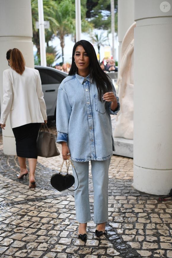 Leïla Bekhti arrive à l'hôtel Martinez lors du 77ème Festival International du Film de Cannes (14 - 25 mai 2024), le 16 mai 2024.