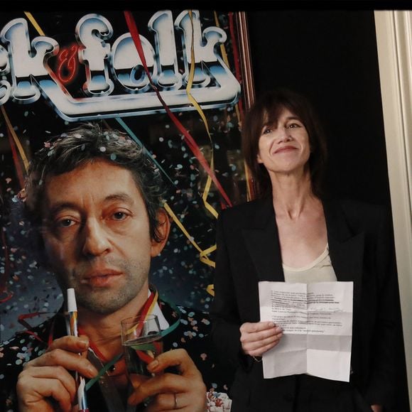 Charlotte Gainsbourg lors de l'inauguration de la Maison Gainsbourg, rue de Verneuil à Paris le 14 septembre 2023.

© Alain Guizard / Bestimage