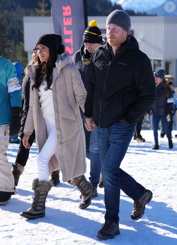 Le prince Harry, duc de Sussex et Meghan Markle, duchesse de Sussex, assistent à une séance de préparation des Invictus Games 2025 de Vancouver à Whistler, le 14 février 2024. Julien Burton / Bestimage