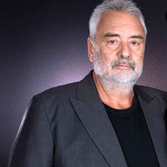 Exclusif - Luc Besson lors de l'enregistrement de l'émission "Chez Jordan de Luxe" à Paris le 6 décembre 2023.
