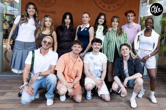 Emma Cereghino (Ema), Melissa Fesch, Ambre Jadah (gagnante Star Academy 2026), Léa Doffey (Finaliste Star Academy promo 2025), Jeanne Viard, Anouk Klein, Victor Aupecle, Sarah N'Dri Youetto, Jonathan Jenvrin, Théo Pasquet, Léo Lefebvre, Bastiaan Van Leeuwen au village lors des Internationaux de France de Tennis de Roland Garros 2026. Paris, le 25 mai 2026

Moreau / Jacovides / Bestimage