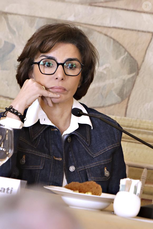 Exclusif - Portrait de Rachida Dati (ministre de la Culture, et candidate LR à la mairie de Paris) lors d'un déjeuner débat du mouvement Ethic le 17 février 2026
© Cédric Perrin / Bestimage