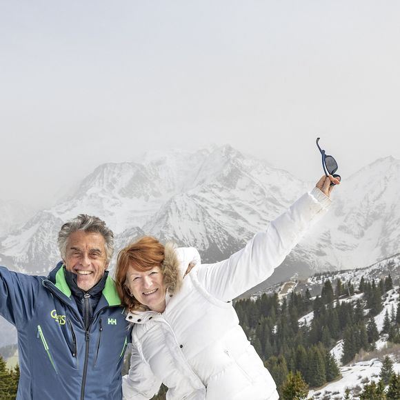 Une aventure artistique qui vient prolonger, sur les planches, une histoire d'amour déjà bien installée à la ville

Gérard Holtz, sa femme Muriel Mayette-Holtz - 40ème Festival Saint-Gervais Mont-Blanc d'Humour le 8 avril 2024. © Boris Molinier via Bestimage