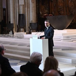 Emmanuel Macron, président de la République Française lors de la cérémonie de réouverture de la cathédrale Notre-Dame de Paris, le 7 décembre 2024. Joyau de l’art gothique, lieu de culte et de culture, symbole universel de la France et de son histoire, la cathédrale de Notre-Dame de Paris rouvre ses portes les 7 et 8 décembre, cinq ans après le terrible incendie qui l’avait ravagée le 15 avril 2019. © Eric Tschaen/Pool/Bestimage