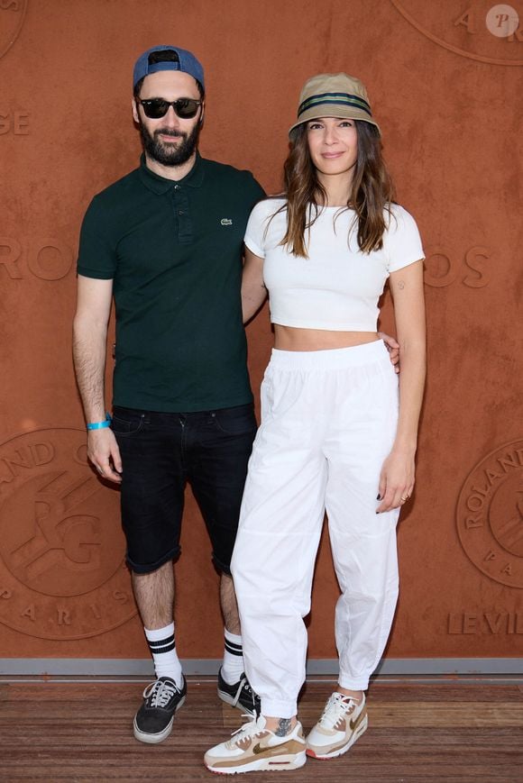 Le papa n'est autre que son compagnon depuis de longues années Léo Grandperret
Léo Grandperret-Gallieni et Ornella Fleury au Village Roland Garros lors des Internationaux de France de tennis de Roland Garros 2023, à Paris, France, le 30 mai 2023. © Moreau-Jacovides/Bestimage