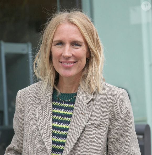 Exclusif - Agathe Lecaron arrive dans les studios de Radio France à Paris le 13 septembre 2022.

© Panoramic / Bestimage