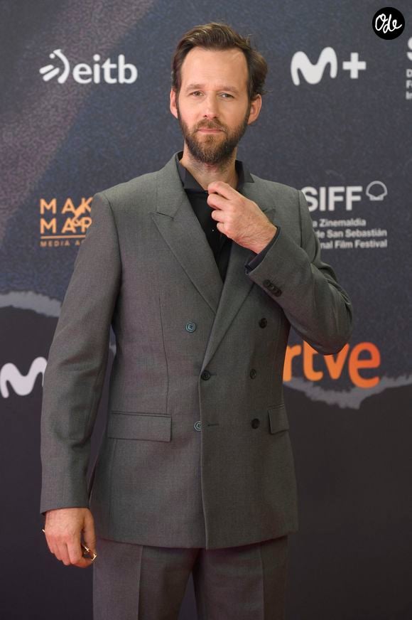 Benjamin Lavernhe - Arrivées à la première du film "Les Misérables" lors du 74ème Festival du Film de Saint-Sébastien (San Sebastian) le 19 septembre 2026 | 00770682