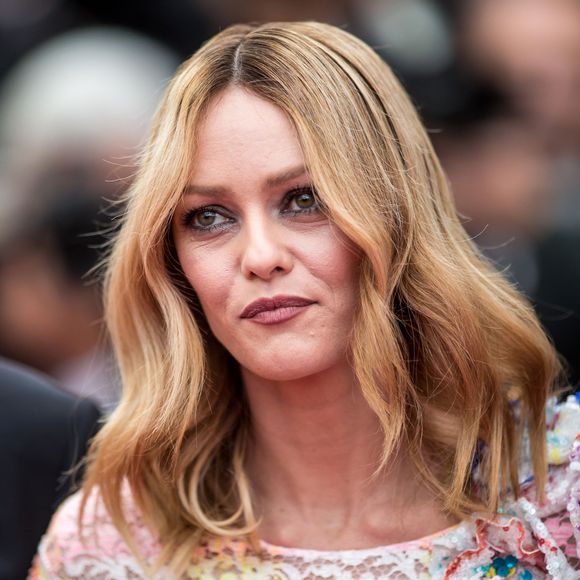 Vanessa Paradis - Montée des marches du film "Café Society" pour l'ouverture du 69ème Festival International du Film de Cannes. Le 11 mai 2016. © Borde-Jacovides-Moreau/Bestimage