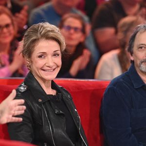 Et Eric Metayer

Exclusif - Michel Drucker, Dorine Bourneton et Eric Metayer - Enregistrement de l'émission Vivement dimanche au studio Rive gauche, presentée par Michel Drucker . Diffusion sur France 3 le 22 février 2026 © Guillaume Gaffiot/Bestimage