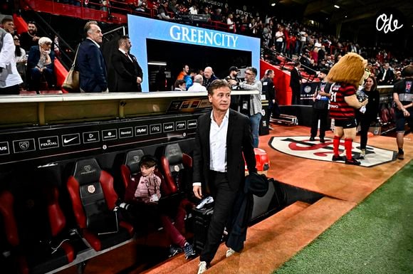Il vient de racheter le prestigieux Château du Taillan, près de Bordeaux, selon Sud Ouest.

Laurent Marti (ubb) lors du match de rugby de la 6ème journée du TOP14 opposant le Stade toulousain à l'Union Bordeaux Bègles (56-13) à Toulouse, France, le 12 octobre 2025. © Thierry Breton/Psnewz/Bestimage