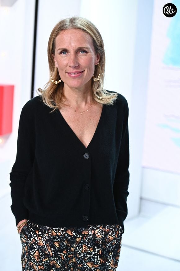Agathe Lecaron - Enregistrement de l'émission "Vivement Dimanche" au Studio Gabriel à Paris, présentée par M.Drucker et diffusée le 27 novembre sur France 3. Le 16 novembre 2022
© Guillaume Gaffiot / Bestimage