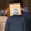 Jean Dujardin et Albert Dupontel unis pour porter le cercueil de Bertrand Blier : moment fort en l'église Saint-Roch