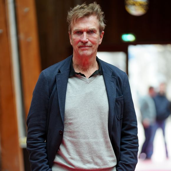 Un changement de cap auquel sa soeur Elodie, elle aussi passionnée de théâtre, n'est pas étrangère. 

Exclusif - Philippe Caroit AS401677.jpg - 3ème édition du Festi’Aubagne, festival populaire de rencontres avec les comédiens et professionnels du petit et grand écran et de la scène, à l'Espace des Libertés à Aubagne le 29 mars 2025. © Anne-Sophie Guebey / Bestimage