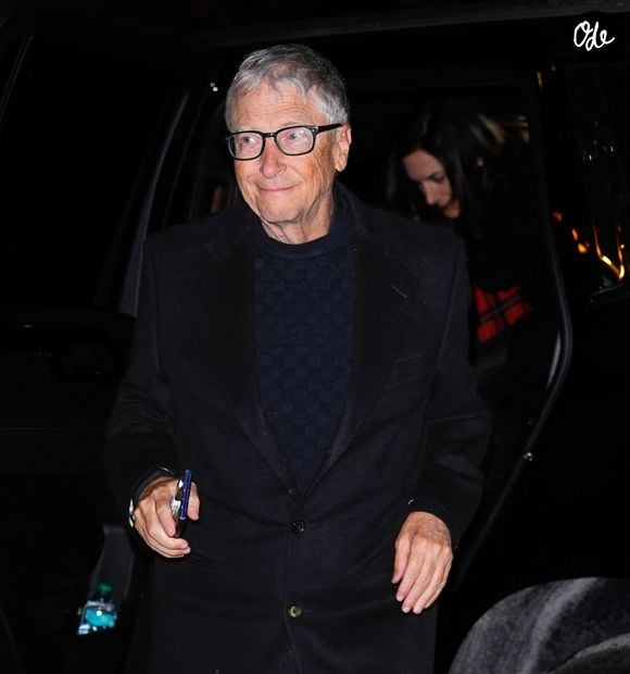 L'entrepreneur défend également le "droit à l'erreur" en entreprise, qu'il considère comme un levier de créativité et d'innovation. 

Bill Gates est aperçu le 15 décembre 2025 à New York. © XNY/starMax/Bestimage