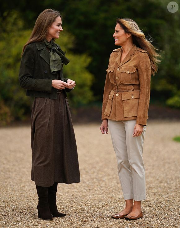 Les deux femmes sont apparues très élégantes et naturelles.

Kate Middleton et Melania Trump au parc de Frogmore à Windsor, dans le Berkshire, lors du deuxième jour de la deuxième visite d'État du président américain Donald Trump au Royaume-Uni. © PA Photo/ Bestimage