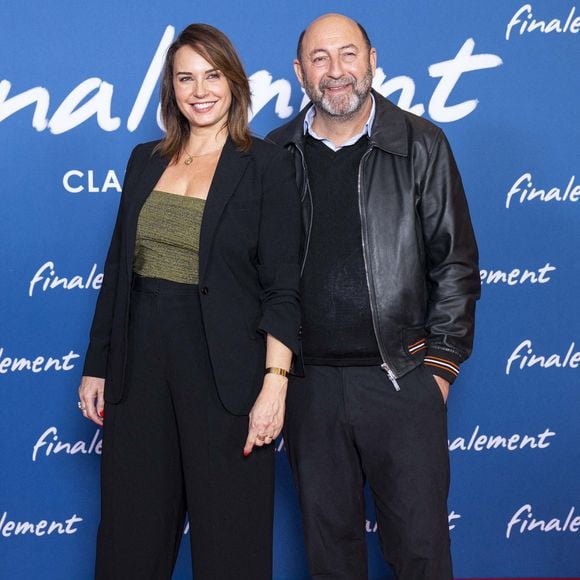Julia Vignali et son mari Kad Merad - Avant-première du film "Finalement" de C. Lelouch qui fête son 87ème anniversaire au Grand Rex à Paris le 30 octobre 2024. © Pierre Perusseau/Bestimage