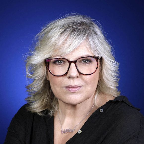 Laurence Boccolini pose lors d'une séance de portraits à Paris, France, le 20 juin 2024. Photo by VIM/ABACAPRESS.COM