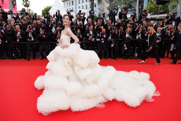 Wan QianHui - Montée des marches du film « Partir un jour » pour la cérémonie d’ouverture du 78ème Festival International du Film de Cannes, au Palais des Festivals à Cannes. Le 13 mai 2025
© Jacovides-Moreau / Bestimage