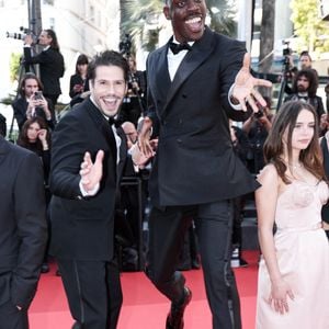 François Civil, Jean-Pascal Zadi assistant au tapis rouge de "L'Amour Ouf" (Beating Hearts) lors de la 77e édition du Festival de Cannes au Palais des Festivals le 23 mai 2024 à Ca assistant au tapis rouge de "L'Amour Ouf" (Beating Hearts) lors de la 77e édition du Festival de Cannes au Palais des Festivals le 23 mai 2024 à Cannes, France. Photo David Boyer/ABACAPRESS.COM