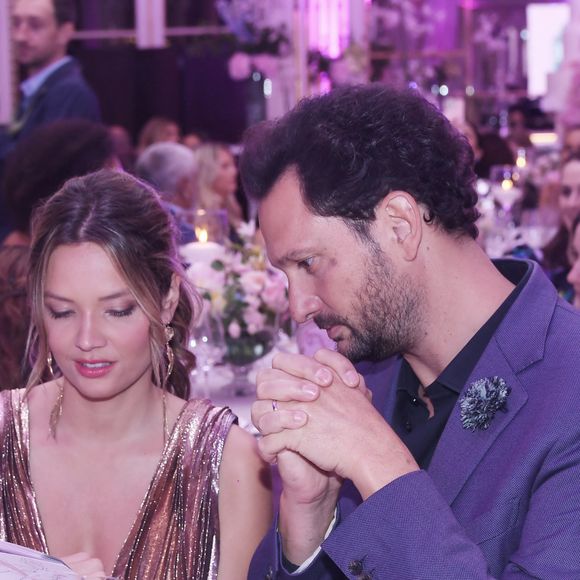 Eric Antoine et sa femme Gennifer Demey - Soirée de gala du 10ème anniversaire de l’association "Les Bonnes Fées" à l’Hôtel The Peninsula Paris le 8 octobre 2025. The Peninsula Paris renouvelle son soutien dans la campagne Octobre Rose au côté de l’artiste G.Sardin.
RACHID BELLAK / BESTIMAGE
