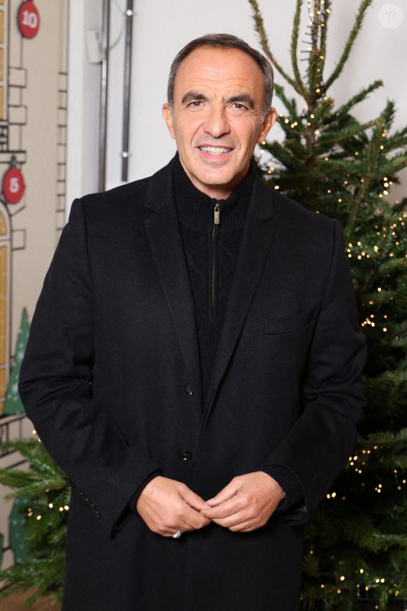 Nikos Aliagas assiste à l'inauguration de Star Academy Pop Up à Paris, France, le 17 décembre 2025. Photo par Jerome Domine/ABACAPRESS.COM