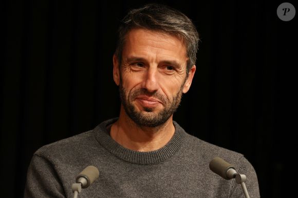 Les deux tourtereaux vivent une belle histoire depuis les JO de Paris 2024.

Tony Estanguet présente son livre "Par amour du sport" (Ed. Calmann-Lévy) au centre de conférence "Station Ausone - Librairie Mollat" à Bordeaux, le 24 novembre 2025.