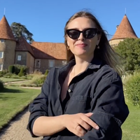 Maria Sharapova : découvrez son somptueux refuge en Charente, un château de 700 ans où elle se ressource