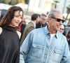 Enfin, Jeff Goldblum et Miley Cyrus ont fait sensation en adoptant toutes les deux le total look denim et la chemise en jean.

Jeff Goldblum et sa compagne Emilie Livingston au défilé Dior 2027 au musée d'art du comté de Los Angeles le 13 mai 2026 à Los Angeles, Californie.

©Bestimage