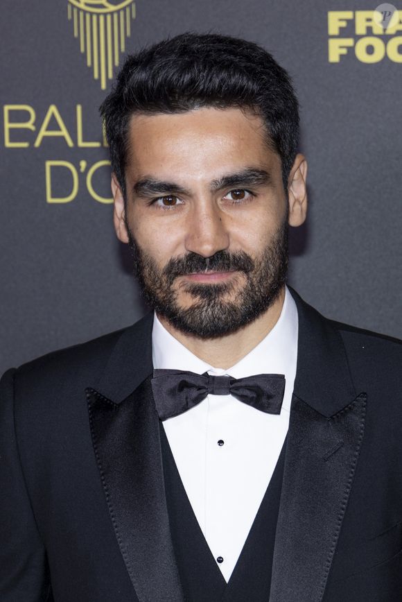 İlkay Gündogan - Photocall de la 67ème cérémonie du Ballon d’Or au Théâtre du Chatelet à Paris le 30 octobre 2023. © Cyril Moreau/Bestimage
