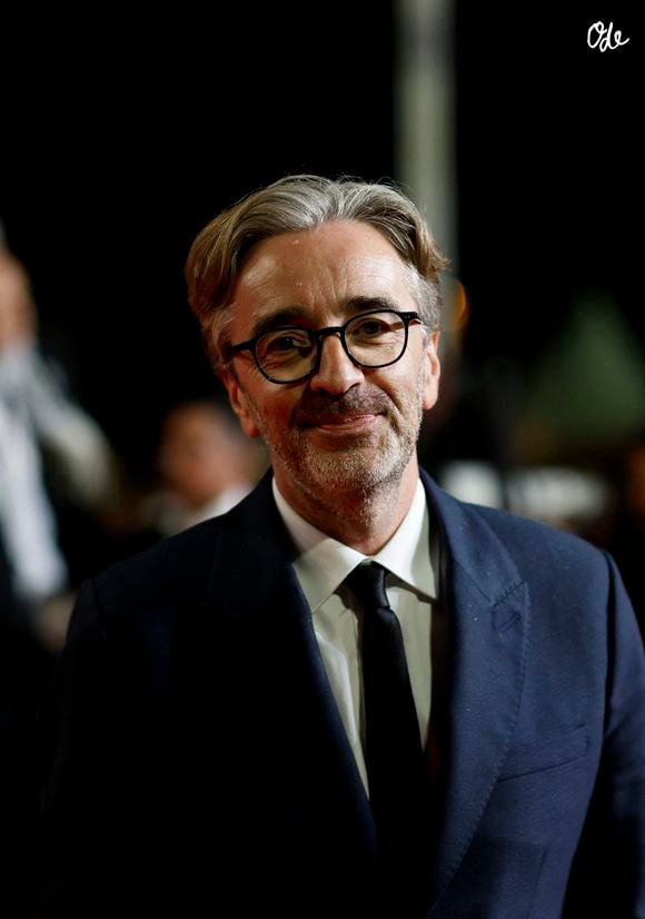 Les trois investisseurs associés détiennent chacun un tiers des parts de ce lieu à l'ambiance feutrée.

Pierre-Antoine Capton - Montée des marches du film " Full Phil " lors du 79ème Festival International du Film de Cannes, le 16 mai 2026. © Jacovides-Moreau / Bestimage