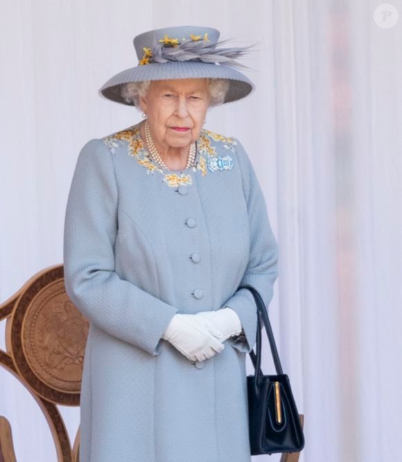 Trooping of the colour - La reine Elizabeth II d'Angleterre assiste seule à la cérémonie au chateau de Windsor le 12 juin 2021.