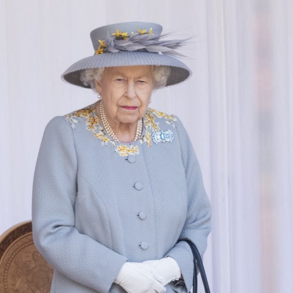 Trooping of the colour - La reine Elizabeth II d'Angleterre assiste seule à la cérémonie au chateau de Windsor le 12 juin 2021.