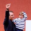 Rafael Nadal : Son fils Rafael Junior pas du tout gêné au milieu de trois légendes du tennis, son attitude amuse tout le monde !