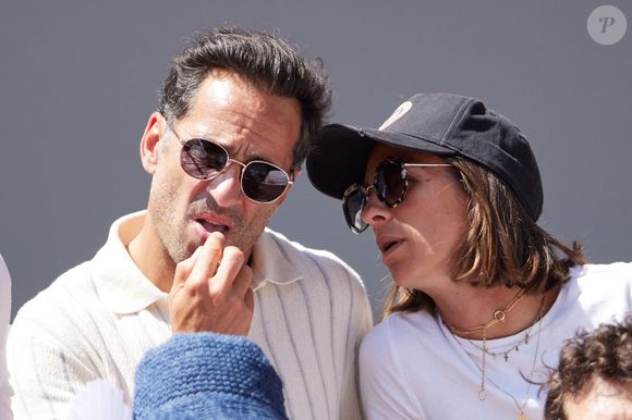 Florent Peyre et sa compagne Virginie Stref dans les tribunes lors des Internationaux de France de Tennis de Roland Garros 2023. Paris, le 29 mai 2023. © Jacovides / Moreau / Bestimage