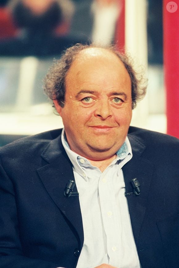 Jacques Villeret était un des plus grands comédiens français.

Jacques Villeret dans l'émission "Vivement Dimanche" à Paris. © Bestimage