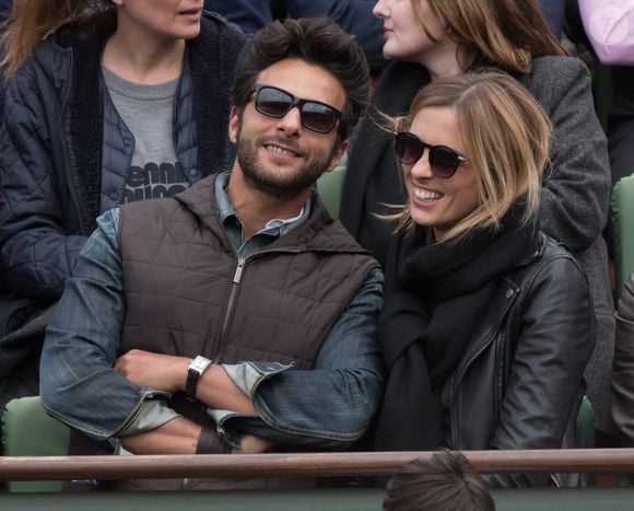 Sous l'une d'entre elles, l'animatrice de 50 minutes Inside espere "vieillir" aux cotés de Yodelice

Maxime Nucci et Isabelle Ithurburu la Tribune VIP lors des Internationaux de France de Tennis à Roland-Garros à Paris, France le 24 mai 2016. Photo by Laurent Zabulon/ABACAPRESS.COM