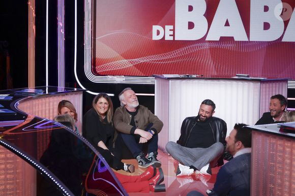 Exclusif - Pascale de La Tour du Pin, Valérie Benaim, Jean-Michel Maire, Cyril Hanouna, Bernard Montiel - Plateau de la dernière émission "TPMP" présentée par C.Hanouna à Paris  le 26 mars 2025. Cyril Hanouna va désormais entamer une diète cathodique avant d'arriver chez M6 et reste en attendant sur Europe 1. © Jack Tribeca / Bestimage