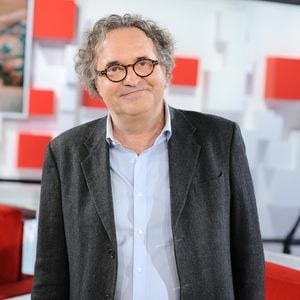 Exclusif - Grégoire Bonnet - Enregistrement de l'émission "Vivement Dimanche" présentée par M.Drucker et diffusée le 23 mai sur France 2. Le 11 mai 2021
© Guillaume Gaffiot / Bestimage