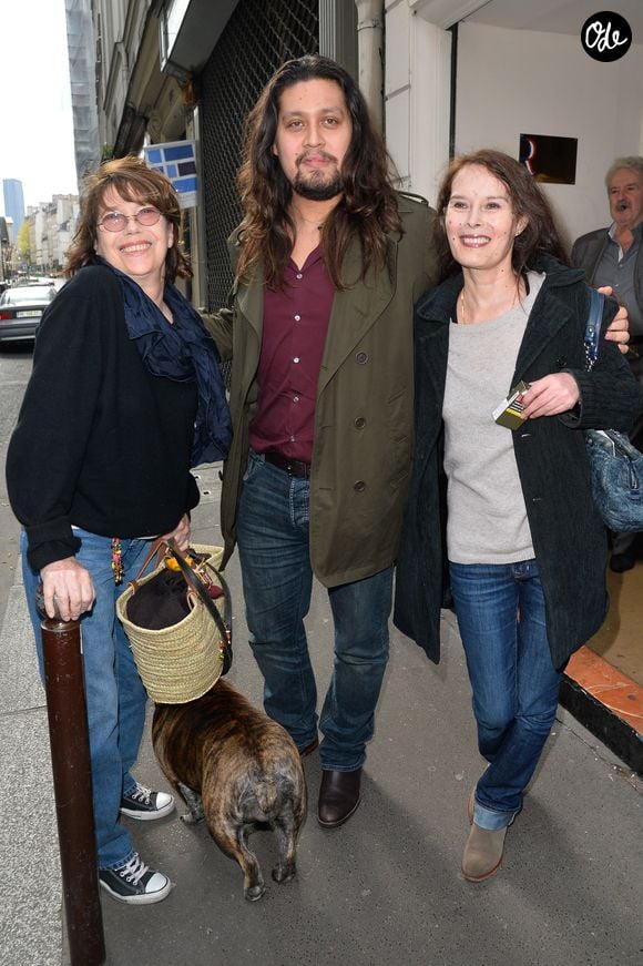 Jane Birkin, Lulu Gainsbourg et sa mère Bambou lors du lancement officiel de l'association Serge Gainsbourg au cabaret Don Camilo à Paris, le 2 avril 2017. © Guirec Coadic/Bestimage