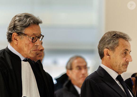 25 septembre 2025, Saint-Ouen, Paris, France – Nicolas Sarkozy et Carla Bruni au tribunal de Paris lors du procès Sarkozy-Kadhafi. (Crédit photo : © Sadak Souici/ZUMA Press Wire / Bestimage)