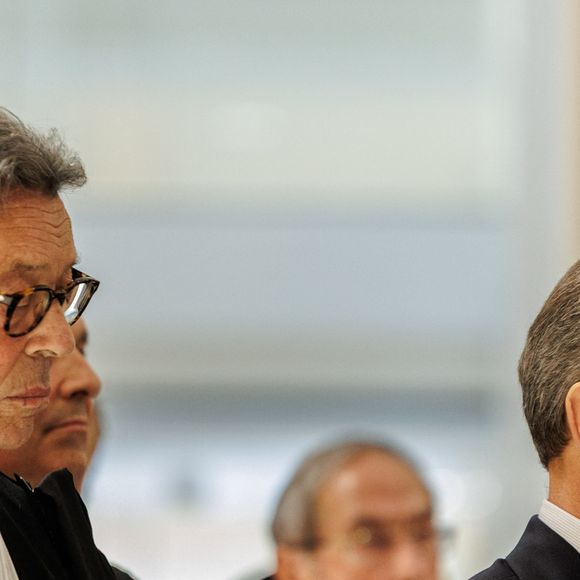 25 septembre 2025, Saint-Ouen, Paris, France – Nicolas Sarkozy et Carla Bruni au tribunal de Paris lors du procès Sarkozy-Kadhafi. (Crédit photo : © Sadak Souici/ZUMA Press Wire / Bestimage)