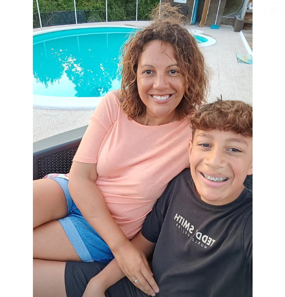 Et en dit un peu plus sur leur superbe maison avec 2 hectares de terrain.

Julie et Christophe Mercy, couple de "Loft Story 1", sont les heureux parents de deux garçons prénommés Matis et Solan.