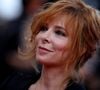 Mais lequel ? 

Mylène Farmer - Montée des marches du film " OSS 117 : Alerte rouge en Afrique Noire " lors du 74ème Festival International du Film de Cannes. Le 17 juillet 2021 © Borde-Jacovides-Moreau / Bestimage