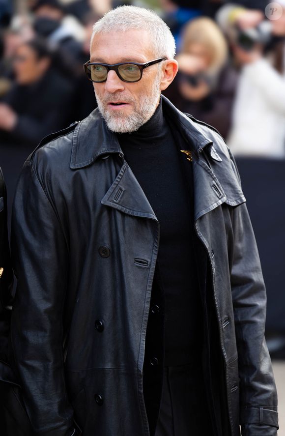 Vincent Cassel - Arrivées des célébrités au défilé Schiaparelli "Collection Haute Couture Printemps/Eté 2026" lors de la Fashion Week de Paris (PFW), au Petit Palais à Paris, France, le 26 janvier 2026. © Thibault Duboucher/Bestimage