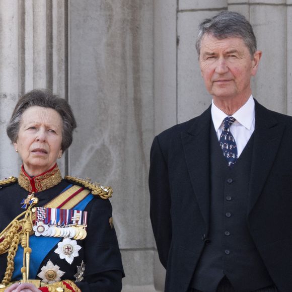 La princesse Anne et son mari Timothy Laurence, - Les membres de la famille royale britannique au balcon de Buckingham Palace lors de la cérémonie Trooping the Colour à Londres, le 14 juin 2025.  © Goff Inf / Bestimage