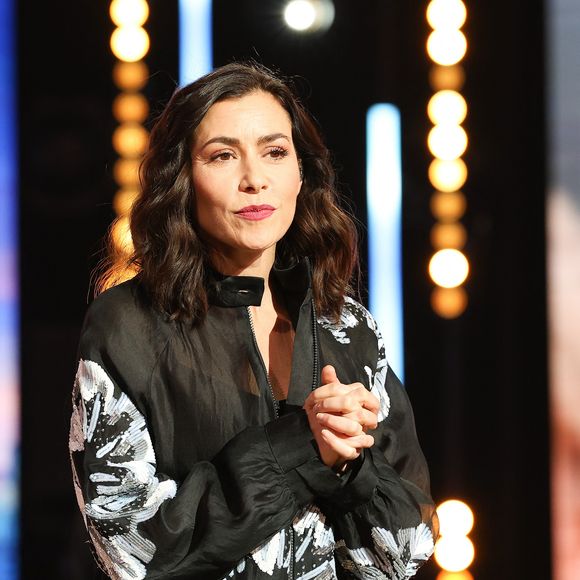 Olivia Ruiz - Les personnalités se mobilisent lors de la 37ème édition du Téléthon sur le plateau de France 2, avec pour parrain Vianney. Cette année, 80,6 millions de dons ont été promis. Le 9 décembre 2023. 
© Coadic Guirec / Bestimage
