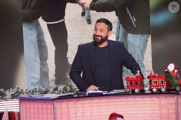 Exclusif - Cyril Hanouna, sur le plateau de de l’émission « TPMP » présentée par C.Hanouna et diffusée en direct sur C8, Paris, France, le 06 décembre 2024. © Jack Tribeca / Bestimage