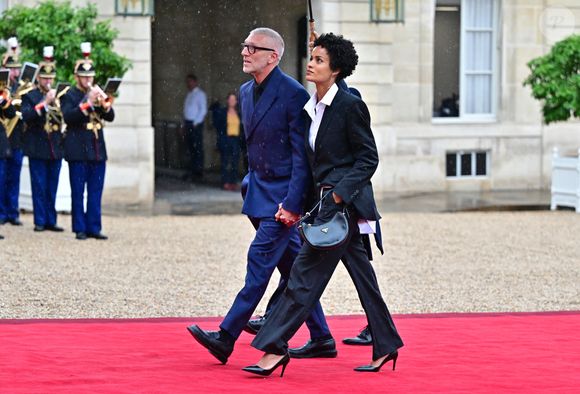 Vincent Cassel et sa compagne Narah Baptista - Arrivées des personnalités au dîner d’État en l’honneur du président brésilien et de sa femme au palais présidentiel de l’Élysée à Paris le 5 juin 2025.

© Christian Liewig / Bestimage